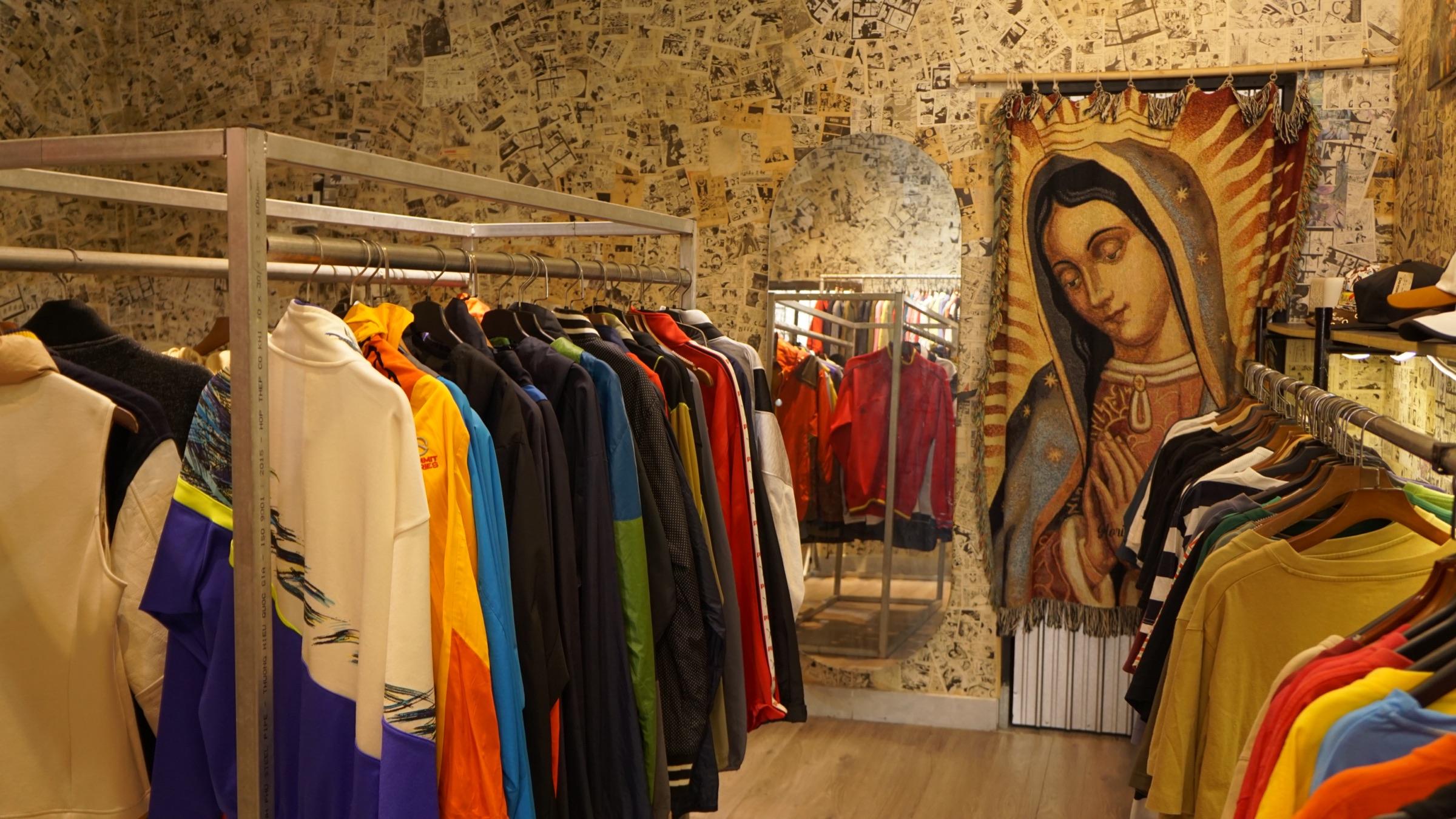 ÁO KHOÁC · OUTERWEAR